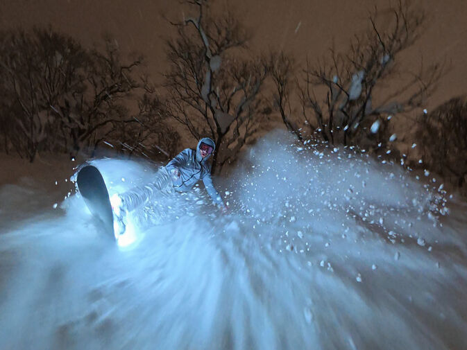 LED gloves edited 100kb